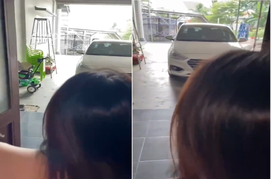 Làm tình lén lút trước cửa lo bố mẹ về